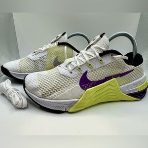 Nike Women's Metcon 7 Training Shoe. Used size 7.5 women’s